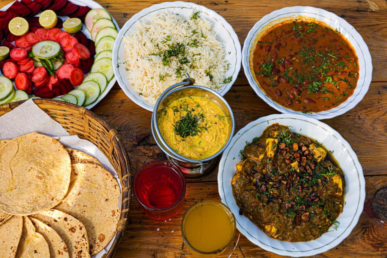 Saffronstays El Sueno, Mukteshwar -Villa Serving Pahadi Meals 외부 사진